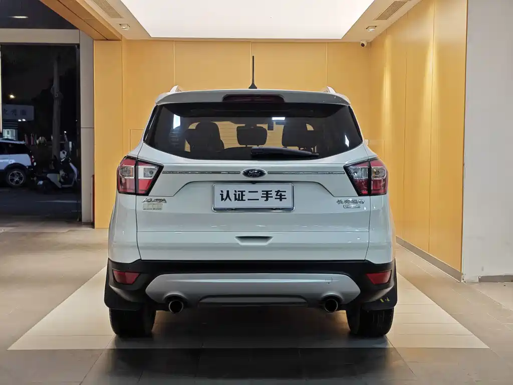 Ford Ford Escape 2018 EcoBoost 180 2WD Luxury Wing Model 2018 - thumbnail 27