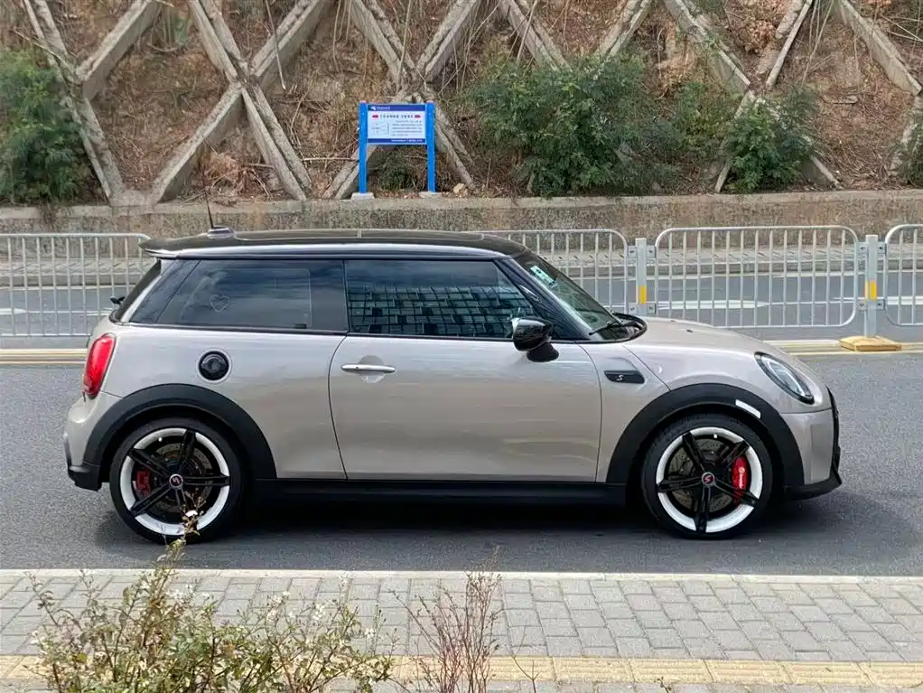 MINI MINI 2022 2.0T COOPER S Racing 2021 - thumbnail 18