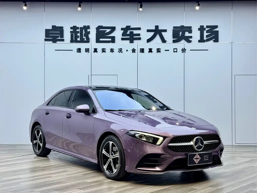 Mercedes-Benz Mercedes-Benz A-Class 2022 Facelift A 200 L Sport Sedan Fashion Edition 2023