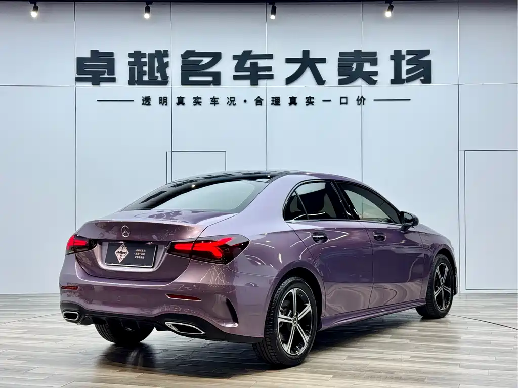 Mercedes-Benz Mercedes-Benz A-Class 2022 Facelift A 200 L Sport Sedan Fashion Edition 2023 - thumbnail 17