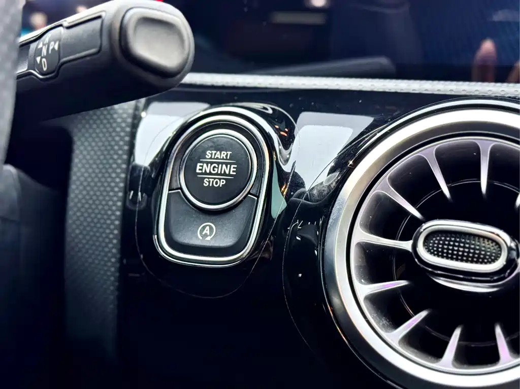 Mercedes-Benz Mercedes-Benz A-Class 2022 Facelift A 200 L Sport Sedan Fashion Edition 2023 - thumbnail 27