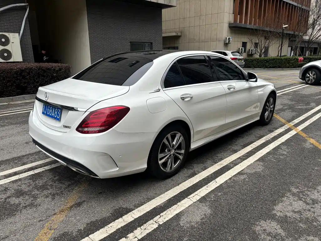 Mercedes-Benz Mercedes-Benz C-Class 2016 C 200 L Sport 2016 - thumbnail 17