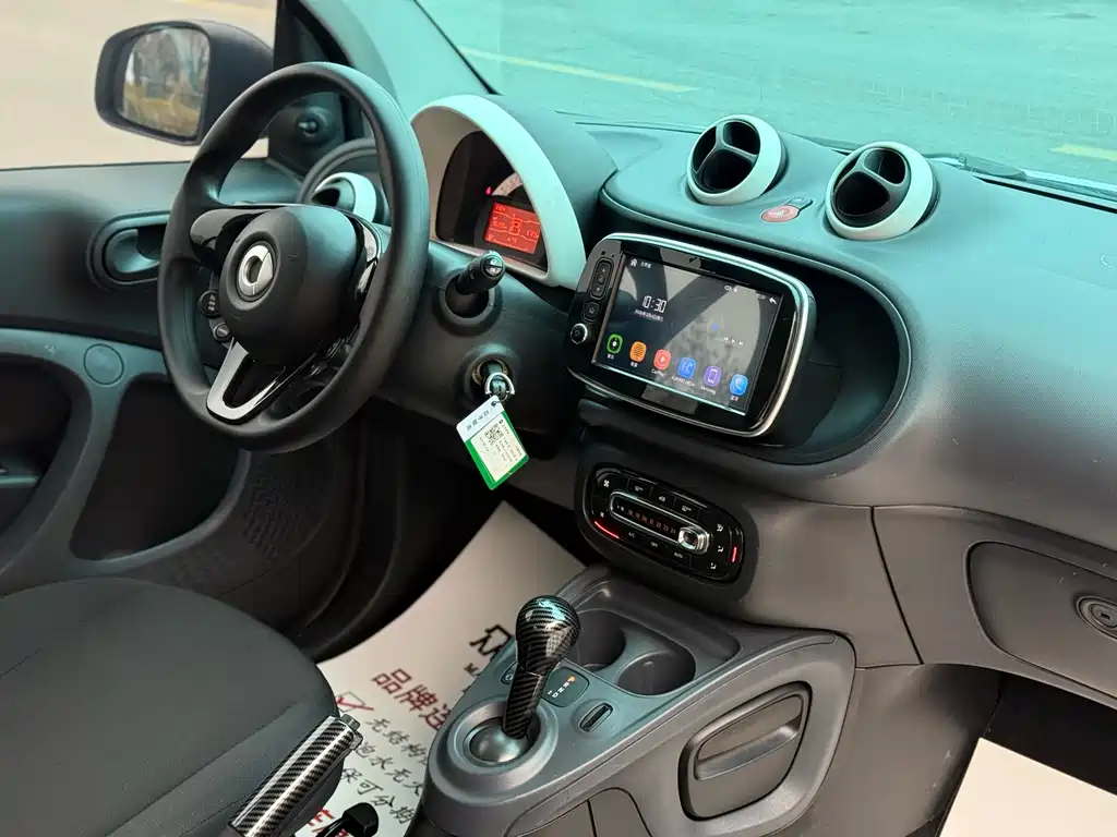 smart smart fortwo 2015 1.0L 52kW Coupe Passion Edition 2017 - thumbnail 8
