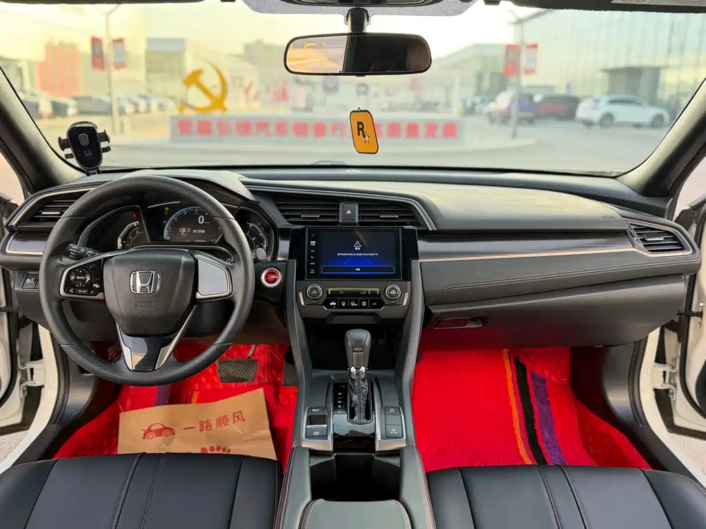 Honda Honda Civic 2021 Hatchback 220TURBO CVT Sport Edition 2021 - thumbnail 5