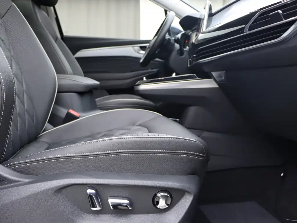 Volkswagen Teramont 2022 380TSI 4Motion Flagship Edition 6-seater 2023 - thumbnail 8