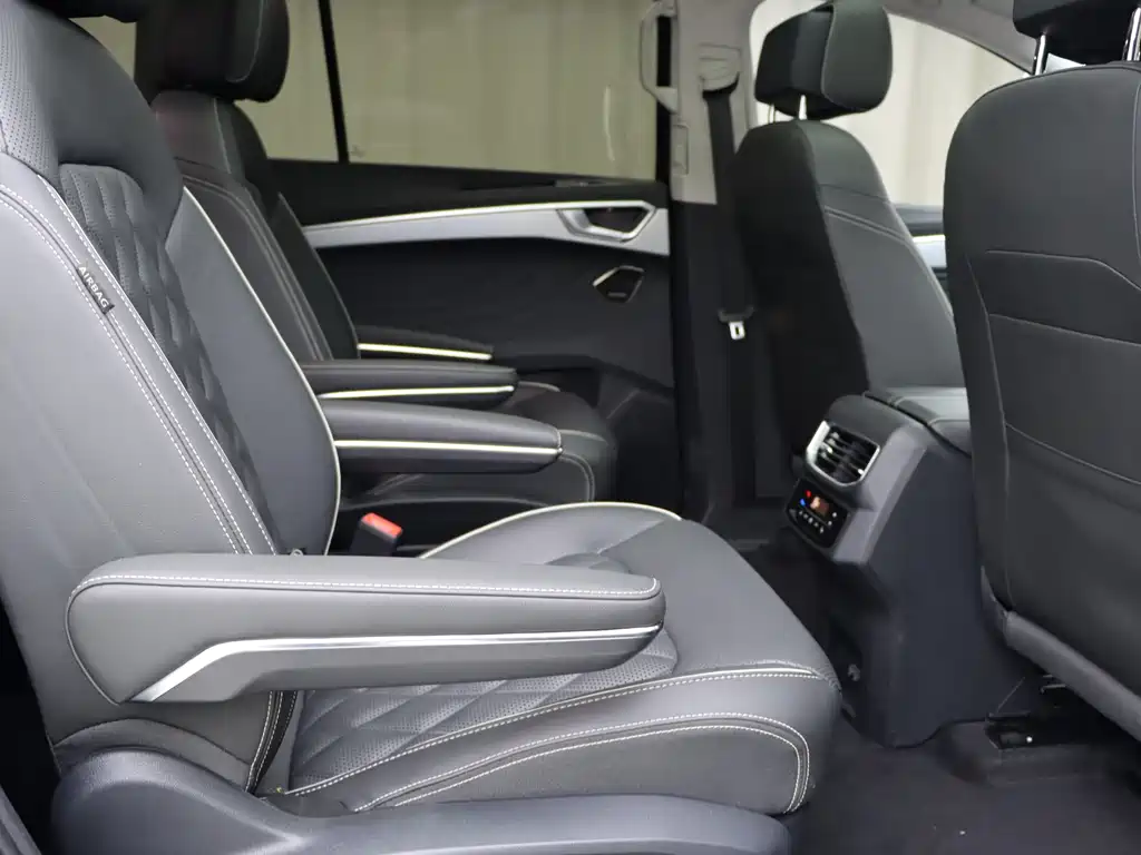 Volkswagen Teramont 2022 380TSI 4Motion Flagship Edition 6-seater 2023 - thumbnail 12