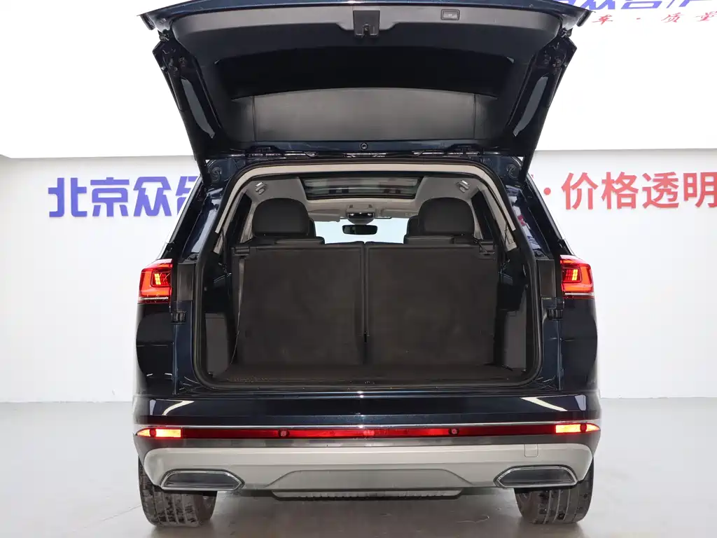 Volkswagen Teramont 2022 380TSI 4Motion Flagship Edition 6-seater 2023 - thumbnail 25