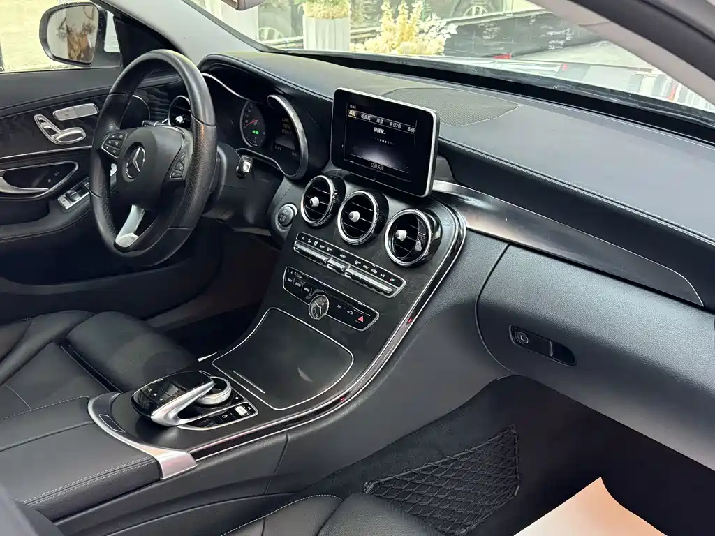 Mercedes-Benz Mercedes-Benz C-Class 2018 C 200 L Sport Edition 2018 - thumbnail 12