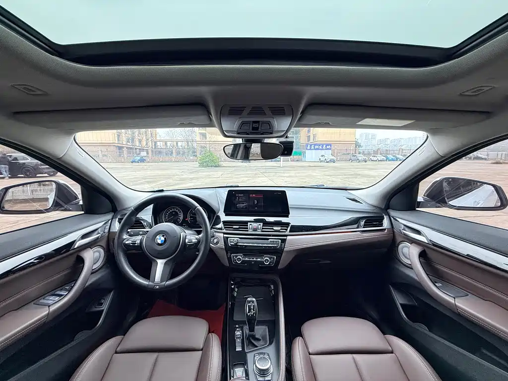 BMW BMW X2 2022 sDrive25i M Sport Package 2022 - thumbnail 11