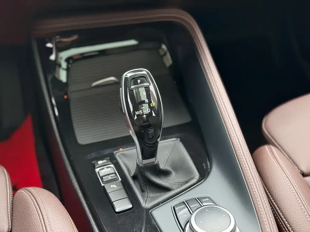 BMW BMW X2 2022 sDrive25i M Sport Package 2022 - thumbnail 18