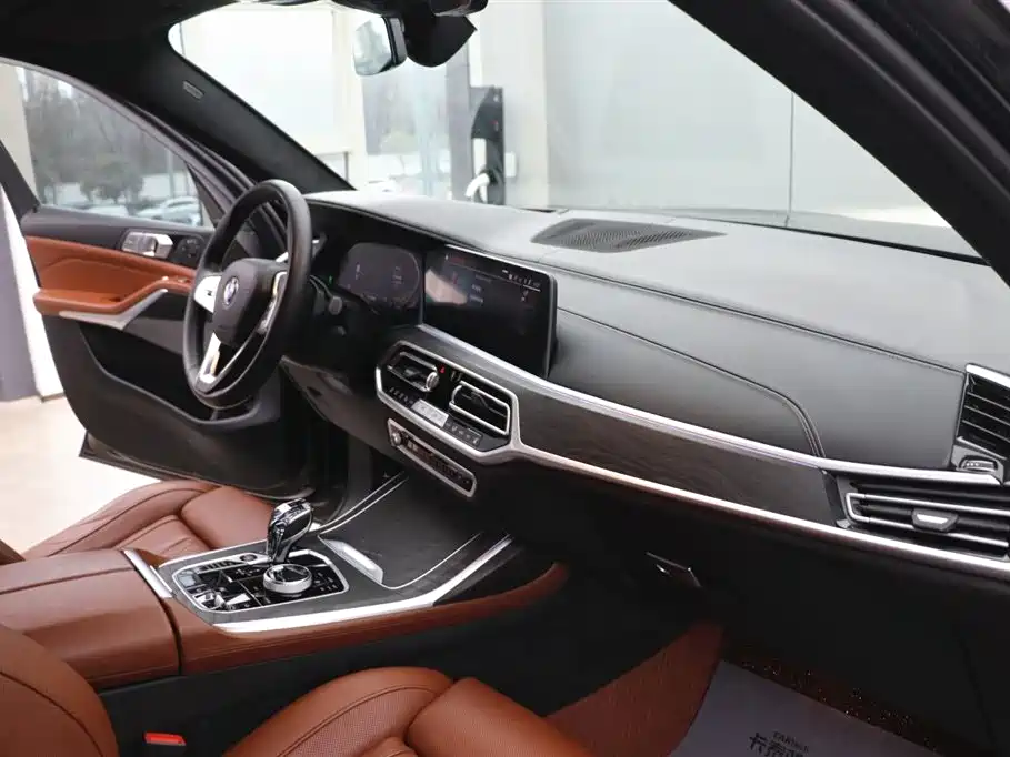 BMW BMW X7 xDrive40i Luxury Package 2021 - thumbnail 24