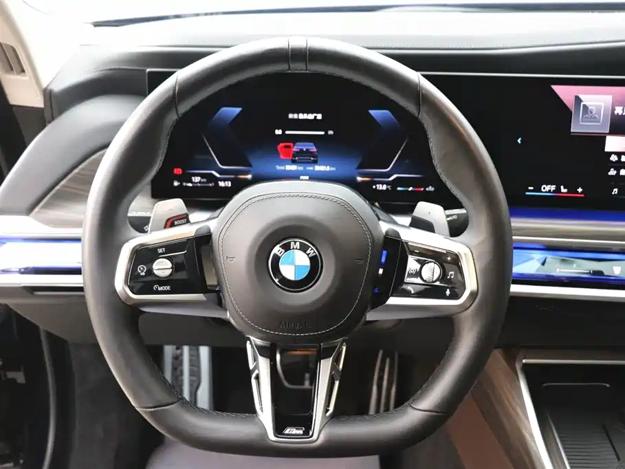 BMW BMW 7 Series 2023 735Li M Sport Package 2024 - thumbnail 16