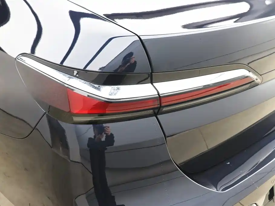 BMW BMW 7 Series 2023 735Li M Sport Package 2024 - thumbnail 28