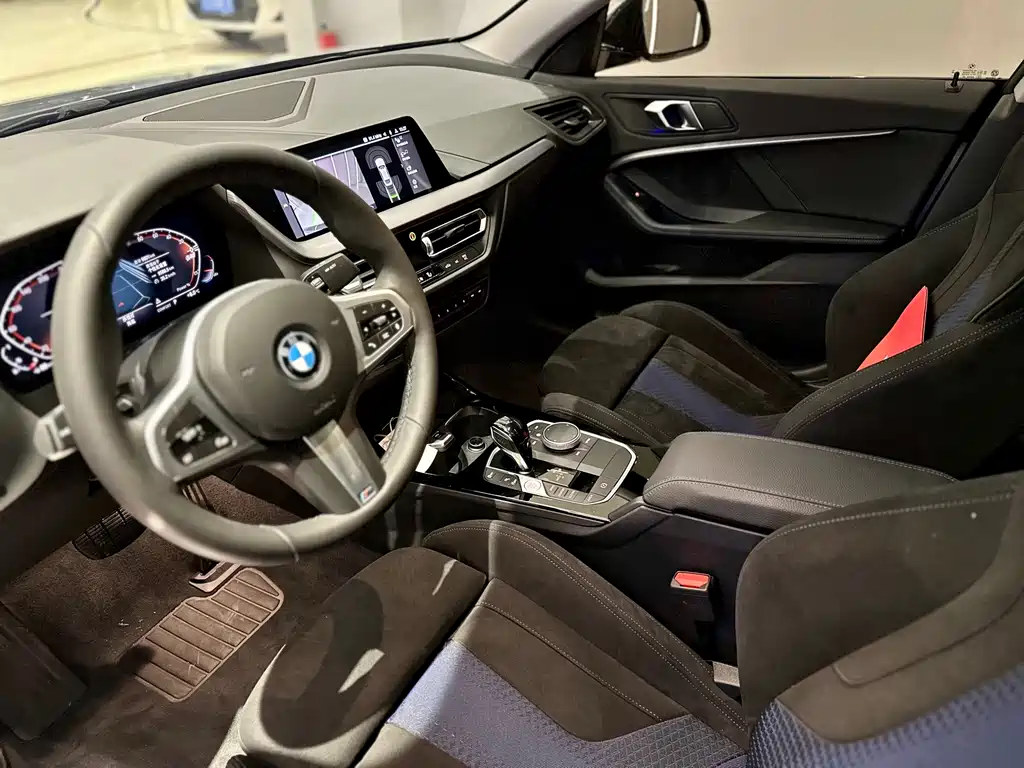BMW BMW 2 Series Import 2023 Model Facelift 225i Four-Door Coupe M Sport Shadow Night Package 2024 - thumbnail 4