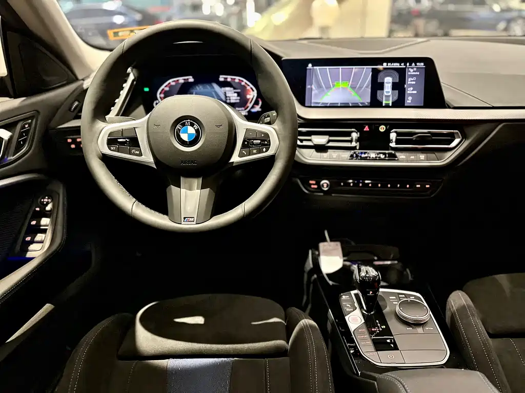 BMW BMW 2 Series Import 2023 Model Facelift 225i Four-Door Coupe M Sport Shadow Night Package 2024 - thumbnail 6