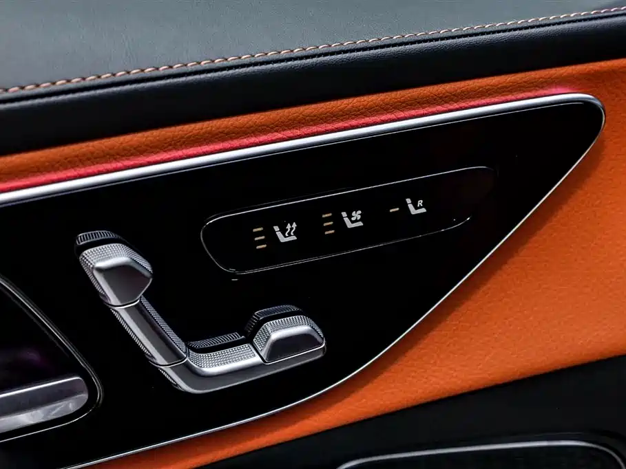 Mercedes-Benz Mercedes-Benz GLC 2024 GLC 260 L 4MATIC Sport 7-seater 2024 - thumbnail 25