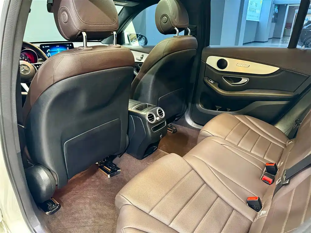 Mercedes-Benz Mercedes-Benz GLC 2020 GLC 260 L 4MATIC Dynamic Model 2020 - thumbnail 25