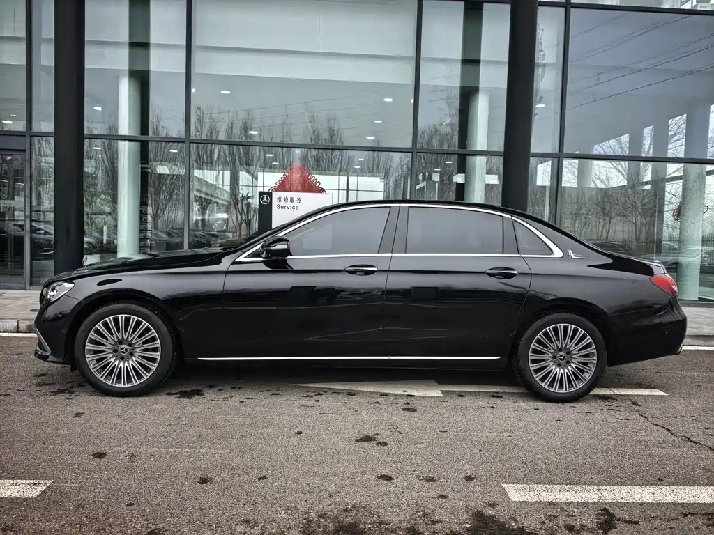 Mercedes-Benz Mercedes-Benz E-Class 2023 E 300 L Fashion Edition 2023 - thumbnail 4