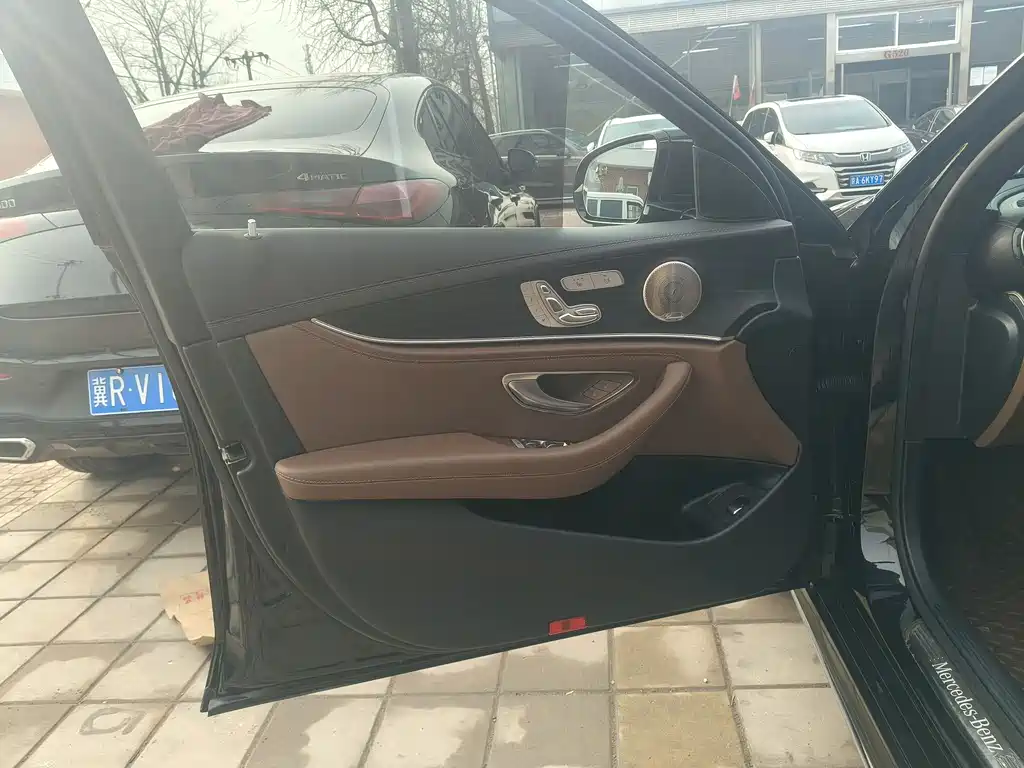 Mercedes-Benz Mercedes-Benz E-Class 2023 E 300 L Sport Luxury 2023 - thumbnail 6