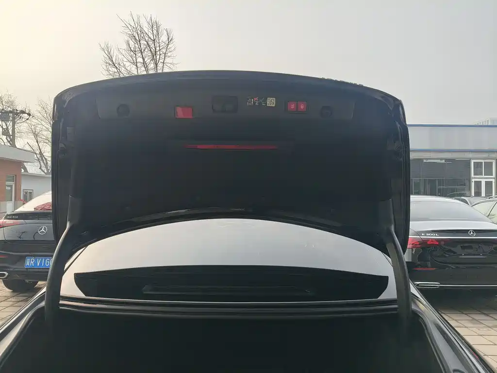 Mercedes-Benz Mercedes-Benz E-Class 2023 E 300 L Sport Luxury 2023 - thumbnail 25