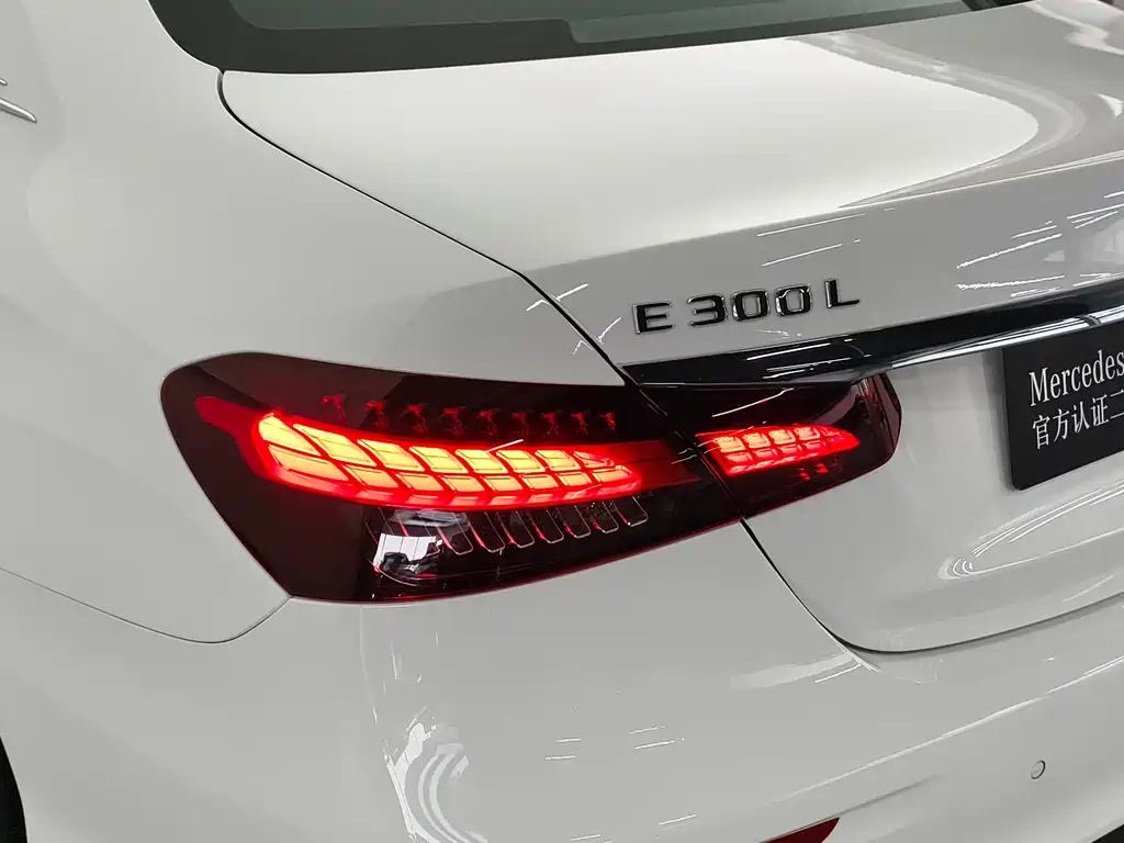 Mercedes-Benz Mercedes-Benz E-Class 2021 E 300 L Sport Luxury Edition 2021 - thumbnail 21
