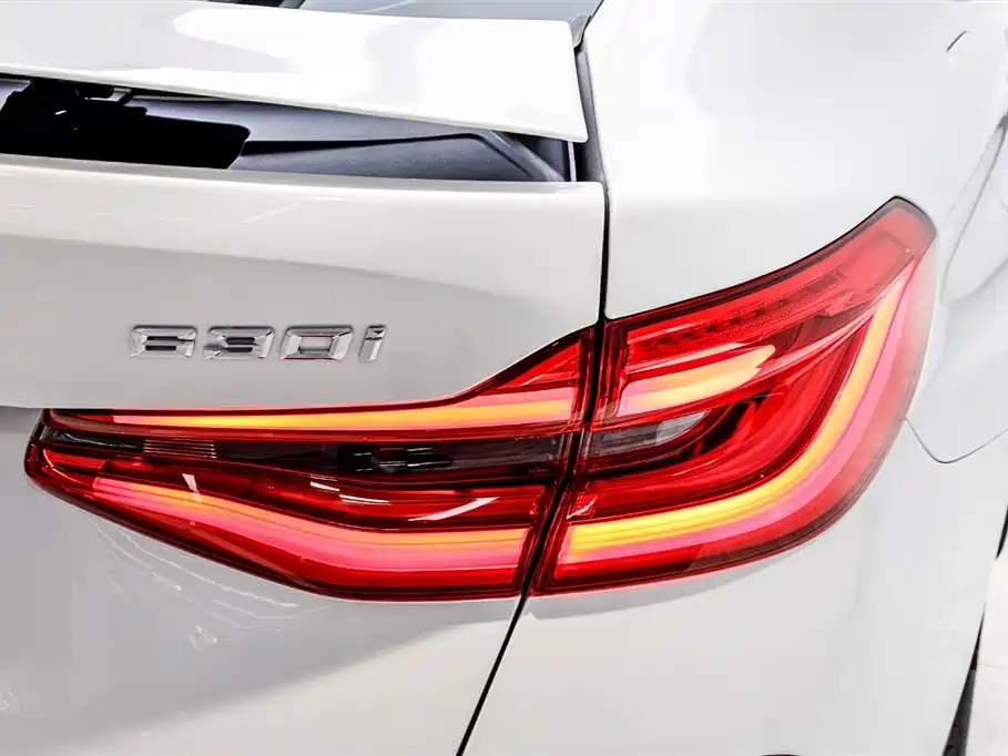 BMW BMW 6 Series GT 2022 630i Luxury Design Package 2024 - thumbnail 11