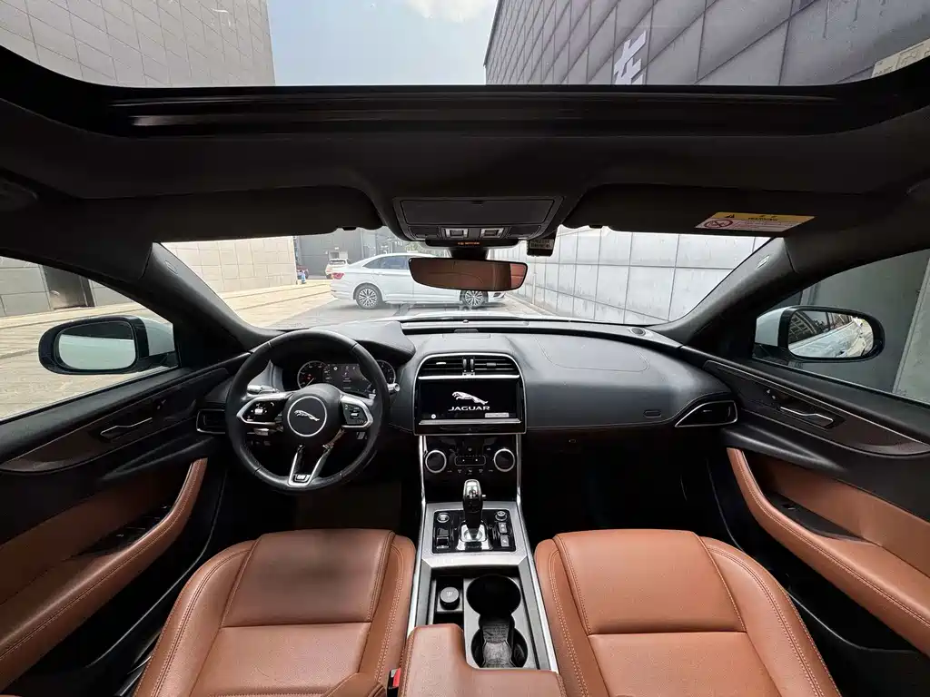 Jaguar Jaguar XEL 2020 2.0T 200PS R-DYNAMIC S Sport 2021 - thumbnail 5