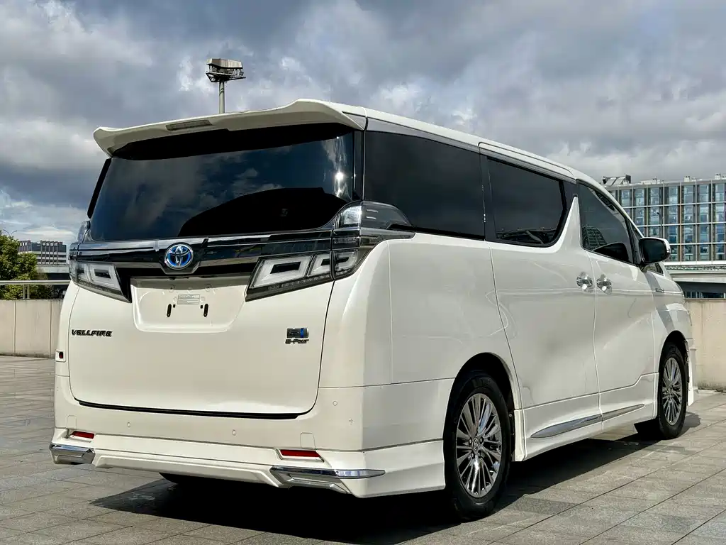 Toyota Alphard 2019 Model Hybrid 2.5L HV Luxury Version 2019 - thumbnail 4