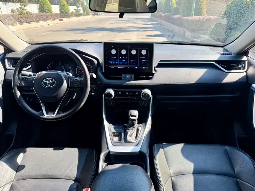 Toyota Venza 2021 2.0L CVT 2WD Luxury Edition 2021 - thumbnail 20