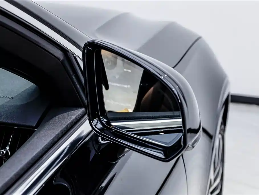 Volvo Volvo S90 2024 B5 Momentum Luxury Edition 2025 - thumbnail 11