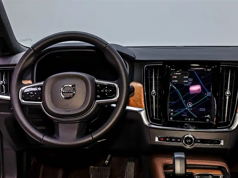 Volvo Volvo S90 2024 B5 Momentum Luxury Edition 2025 - thumbnail 21