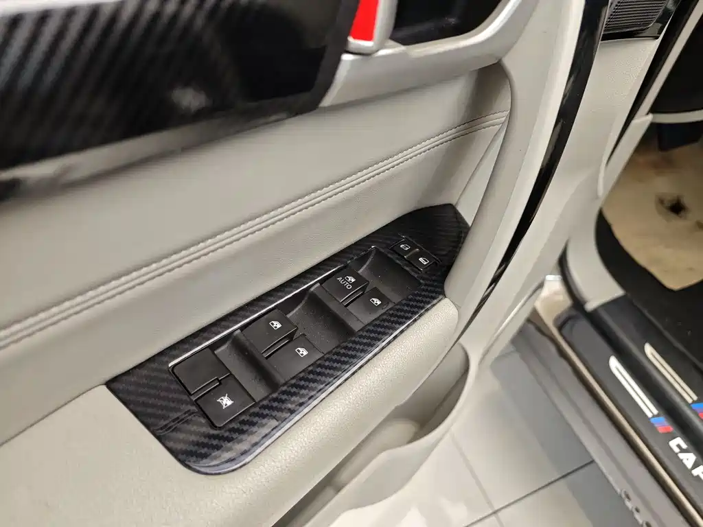 Chevrolet Chevrolet Equinox 2017 2.4L FWD City Edition 5-seater 2017 - thumbnail 9