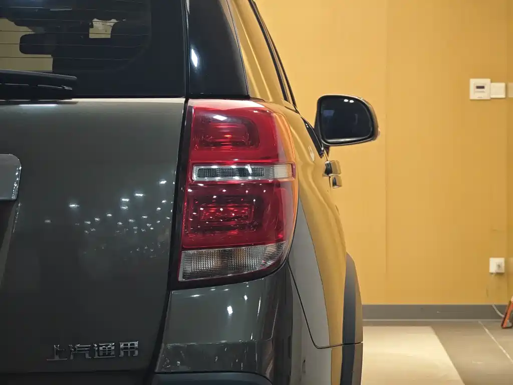 Chevrolet Chevrolet Equinox 2017 2.4L FWD City Edition 5-seater 2017 - thumbnail 24