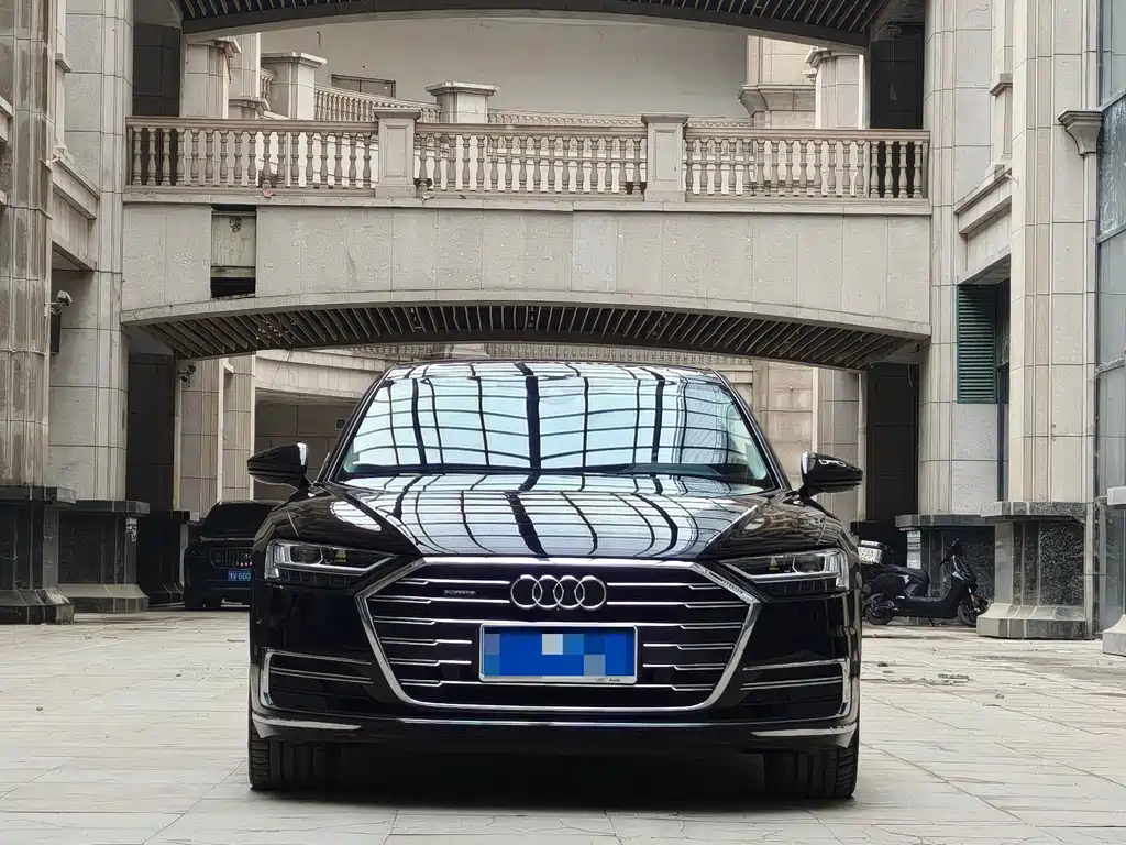 Audi Audi A8 2019 A8L 50 TFSI quattro Luxury Edition 2020 - thumbnail 2
