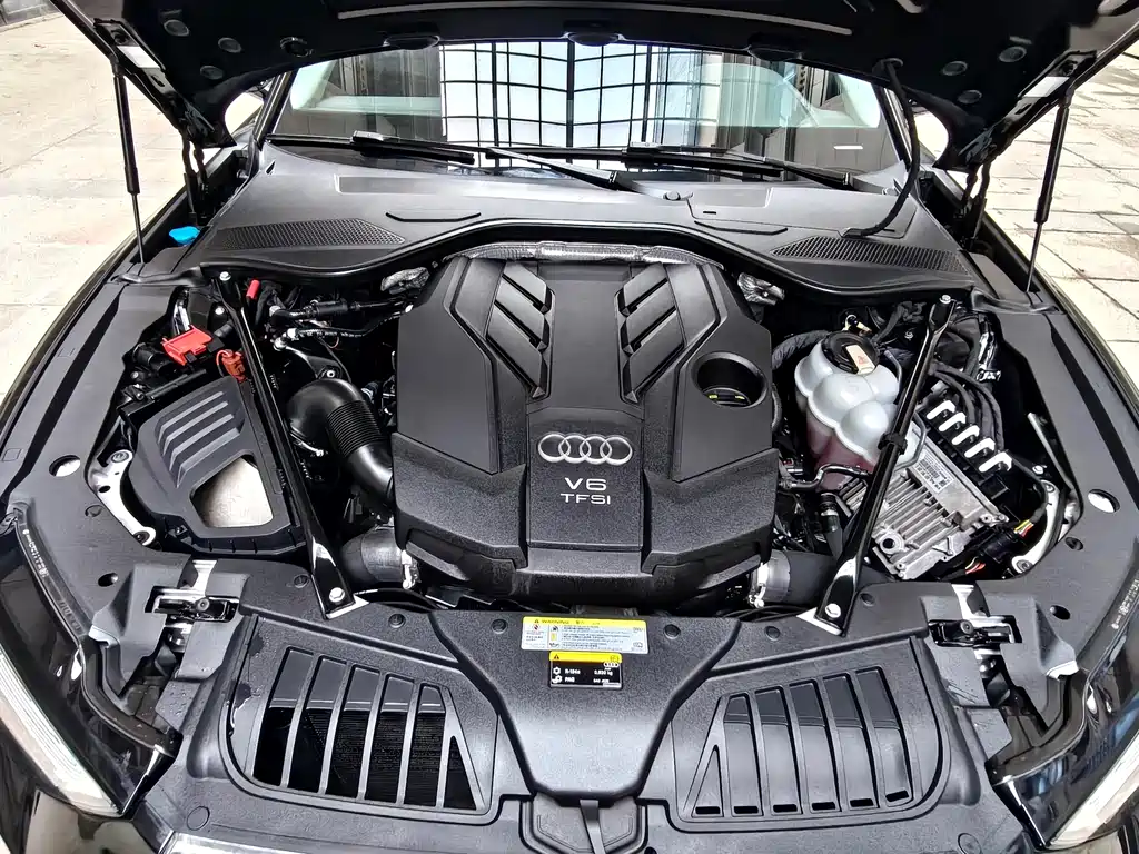 Audi Audi A8 2019 A8L 50 TFSI quattro Luxury Edition 2020 - thumbnail 5