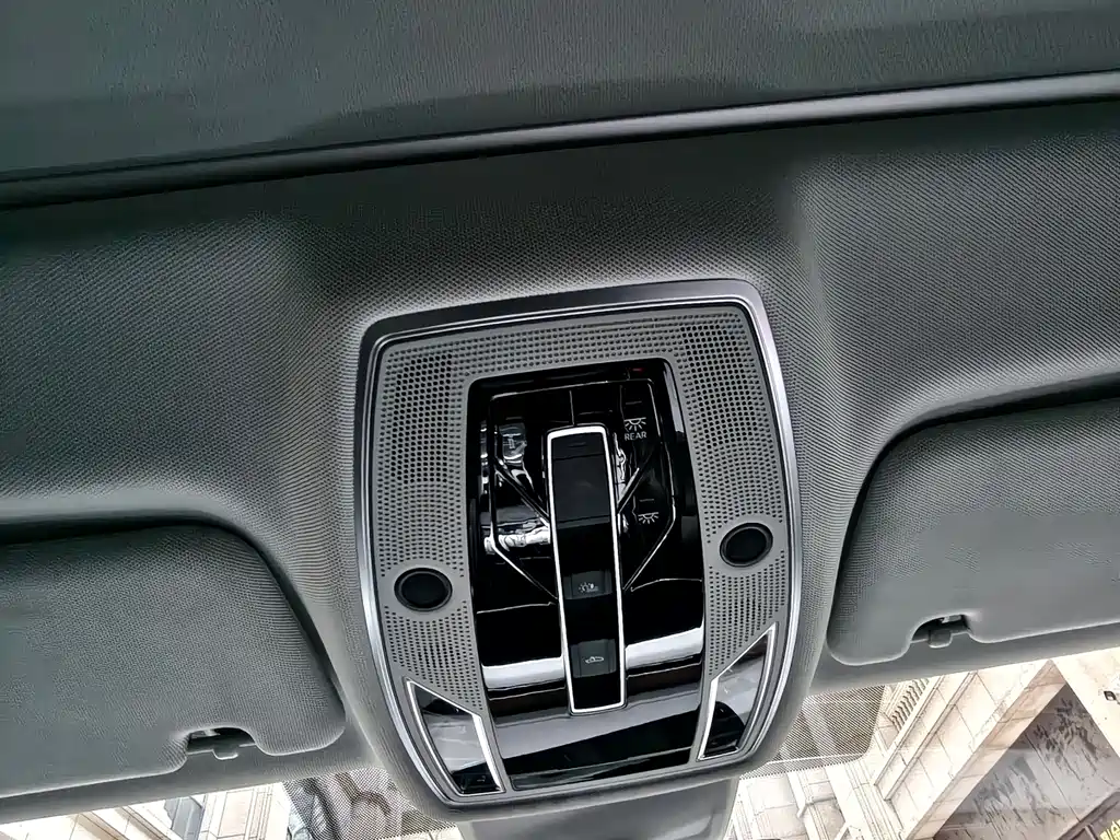 Audi Audi A8 2019 A8L 50 TFSI quattro Luxury Edition 2020 - thumbnail 10