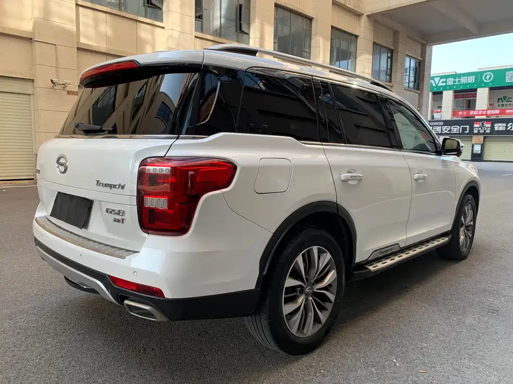 GAC Trumpchi GAC Trumpchi GS8 2017 320T 2WD Luxury Intelligent Link Version (Seven Seats) 2017 - thumbnail 9
