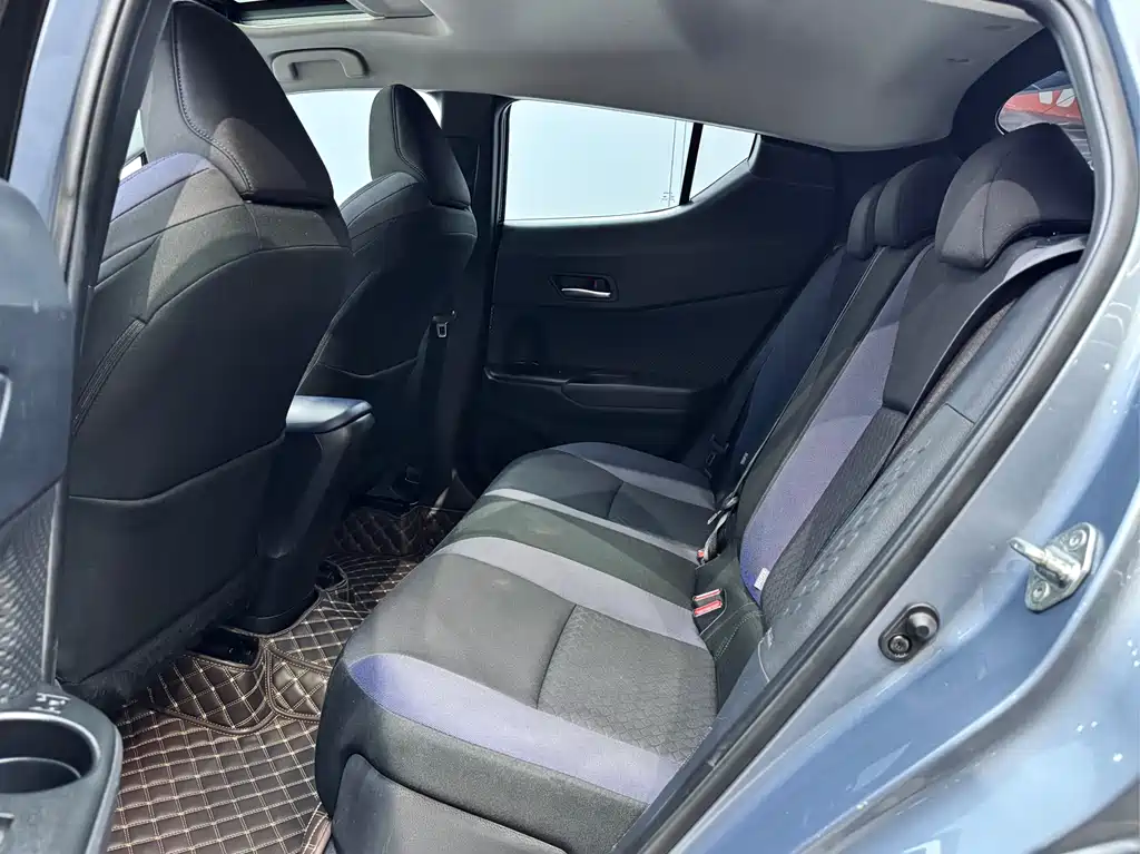 Toyota Toyota C-HR 2021 2.0L Comfort Edition 2021 - thumbnail 18