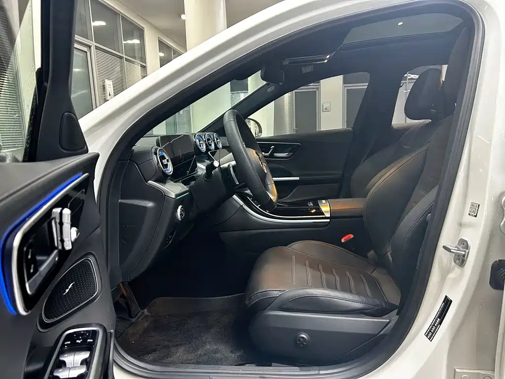 Mercedes-Benz Mercedes-Benz C-Class 2024 Model Year Facelift C 260 L Sport Edition 2024 - thumbnail 16