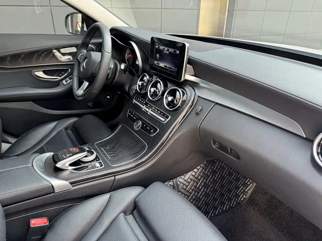 Mercedes-Benz Mercedes-Benz C-Class 2017 C 200 L Sport Edition 2017 - thumbnail 22