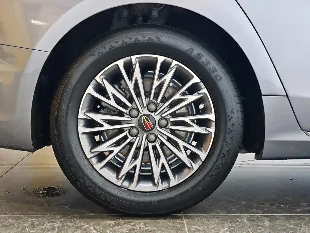 Hongqi Hongqi H5 2023 2.0T Automatic Intelligent Connectivity Flag Enjoyment Edition 2023 - thumbnail 9