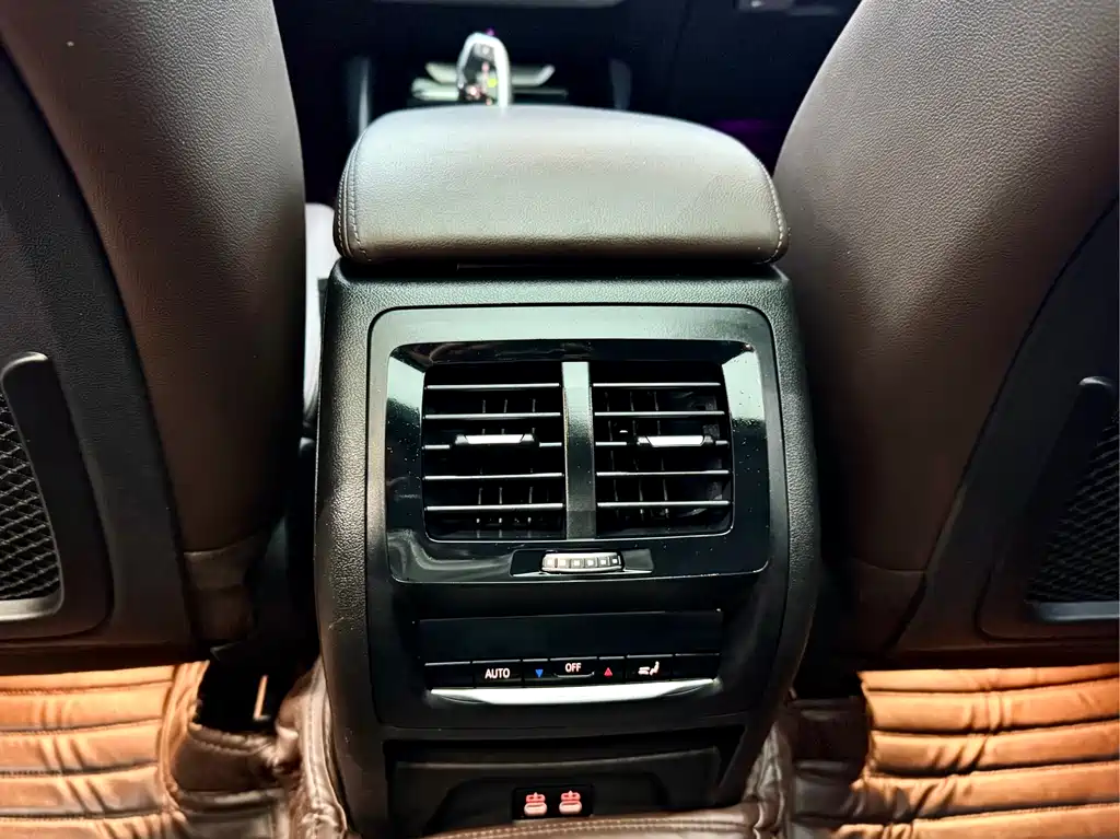 BMW BMW X3 2021 xDrive28i M Sport Package 2021 - thumbnail 4