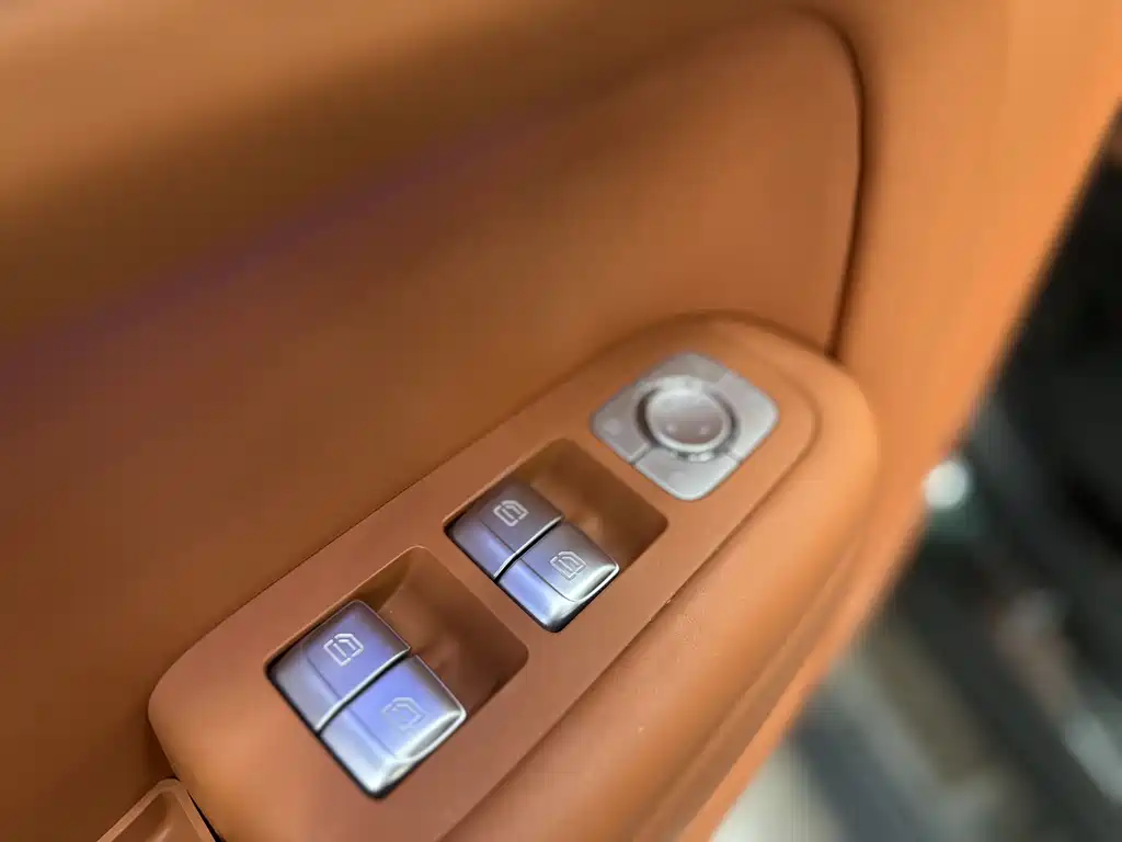 Li Auto Li L9 2022 Max 2023 - thumbnail 6