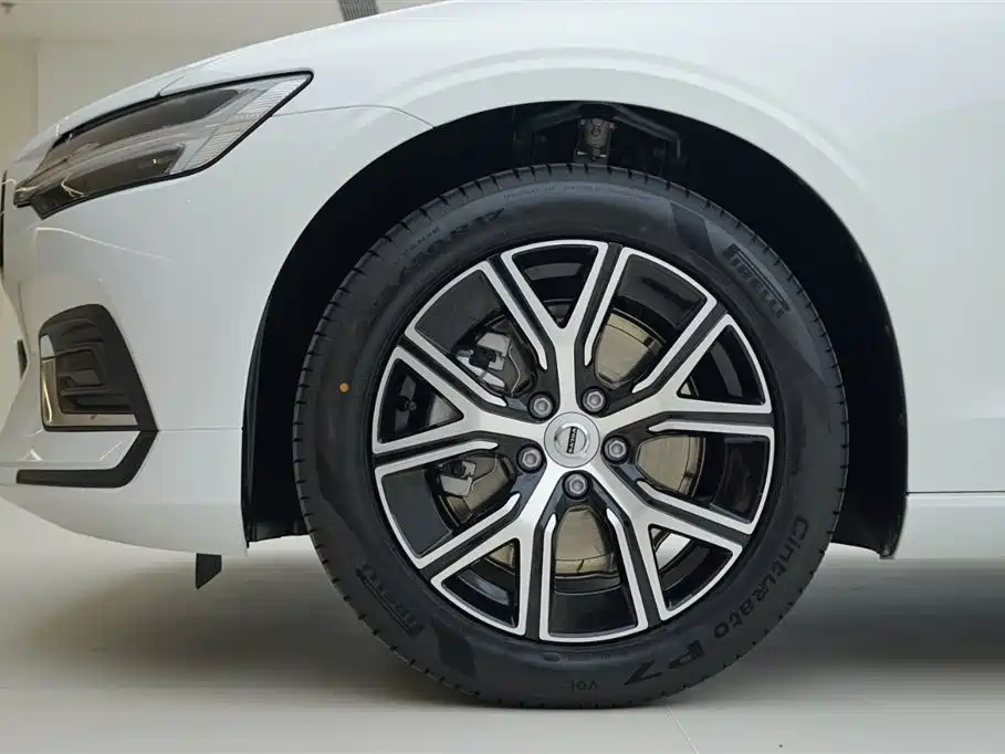 Volvo Volvo S60 2026 B4 R-Design Luxury 2026 - thumbnail 15