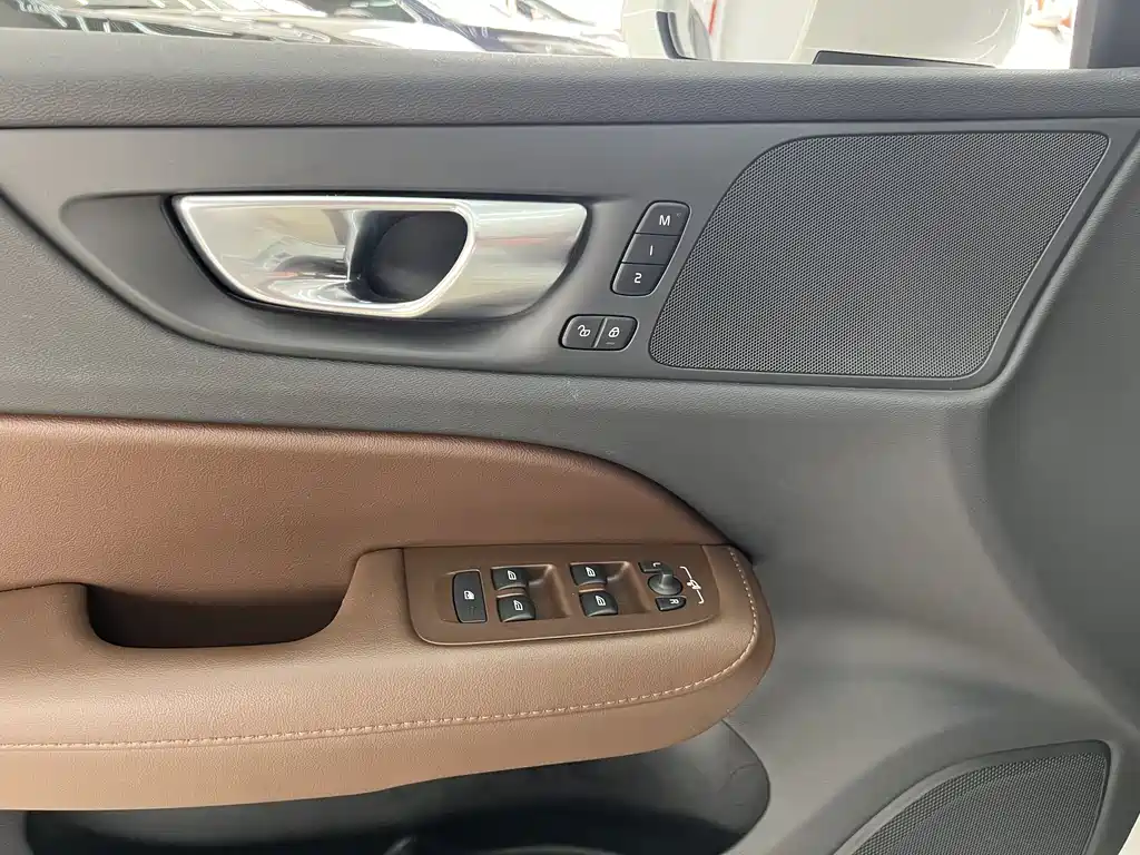 Volvo Volvo S60 2025 B4 Comfort Luxury Edition 2025 - thumbnail 7