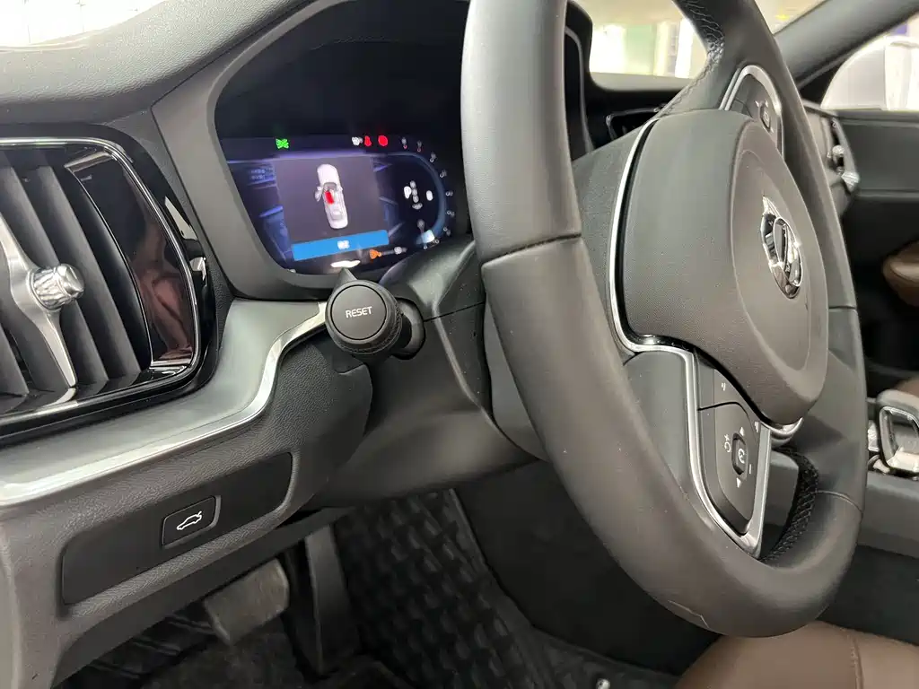 Volvo Volvo S60 2025 B4 Comfort Luxury Edition 2025 - thumbnail 8