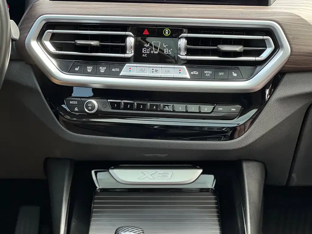 BMW BMW X3 2022 xDrive30i Leading Model M Night Package 2022 - thumbnail 18