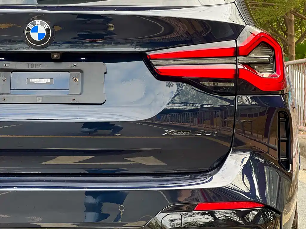 BMW BMW X3 2022 xDrive30i Leading Model M Night Package 2022 - thumbnail 26