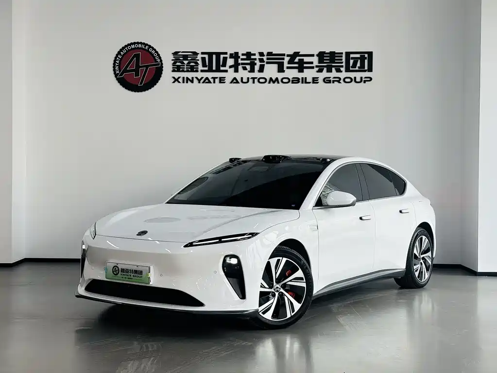 NIO NIO ET5 2022 75kWh 2023 - thumbnail 2