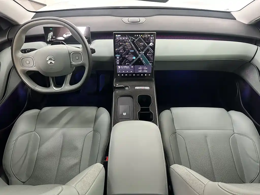 NIO NIO ET5 2022 75kWh 2023 - thumbnail 18